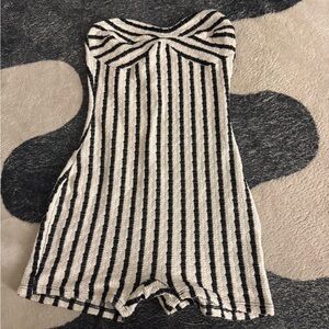 Fashion Nova Monochrome Striped Outfit